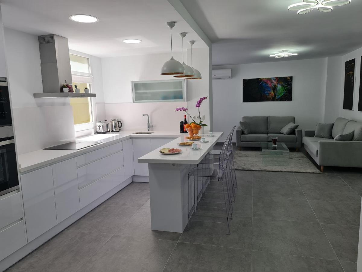 Modern 3 Bedroom Luxury Apartment In Torremolinos Extérieur photo